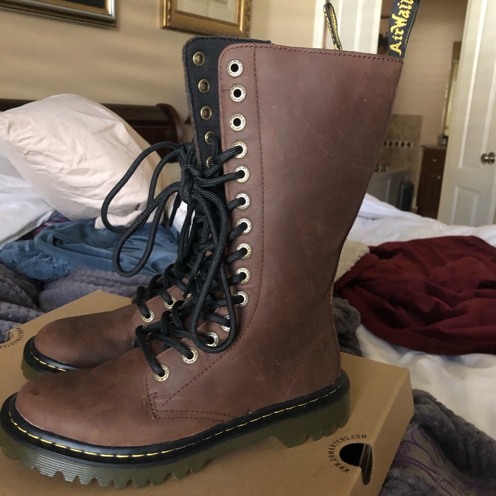 Doc Martens Tall Boots Women’s Size 6
